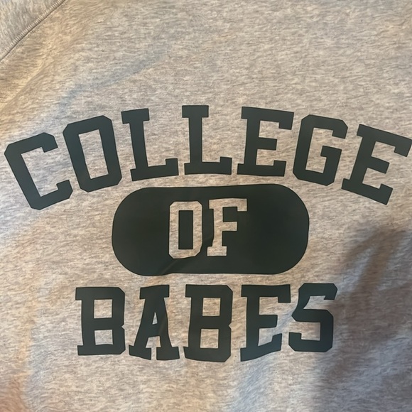 1 LEFT ❗️BRUNETTE THE LABEL COLLEGE IF BABES BIGSIS CREW - Picture 8 of 8